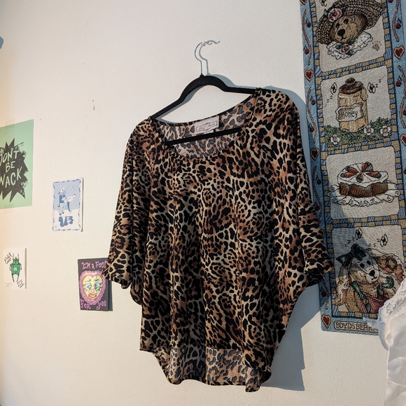 Leopard Blouse - Picture 2 of 6